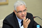 الأمين العام لحزب الإستقلال يقرر الترشح للإنتخابات البرلمانية بالعرائش